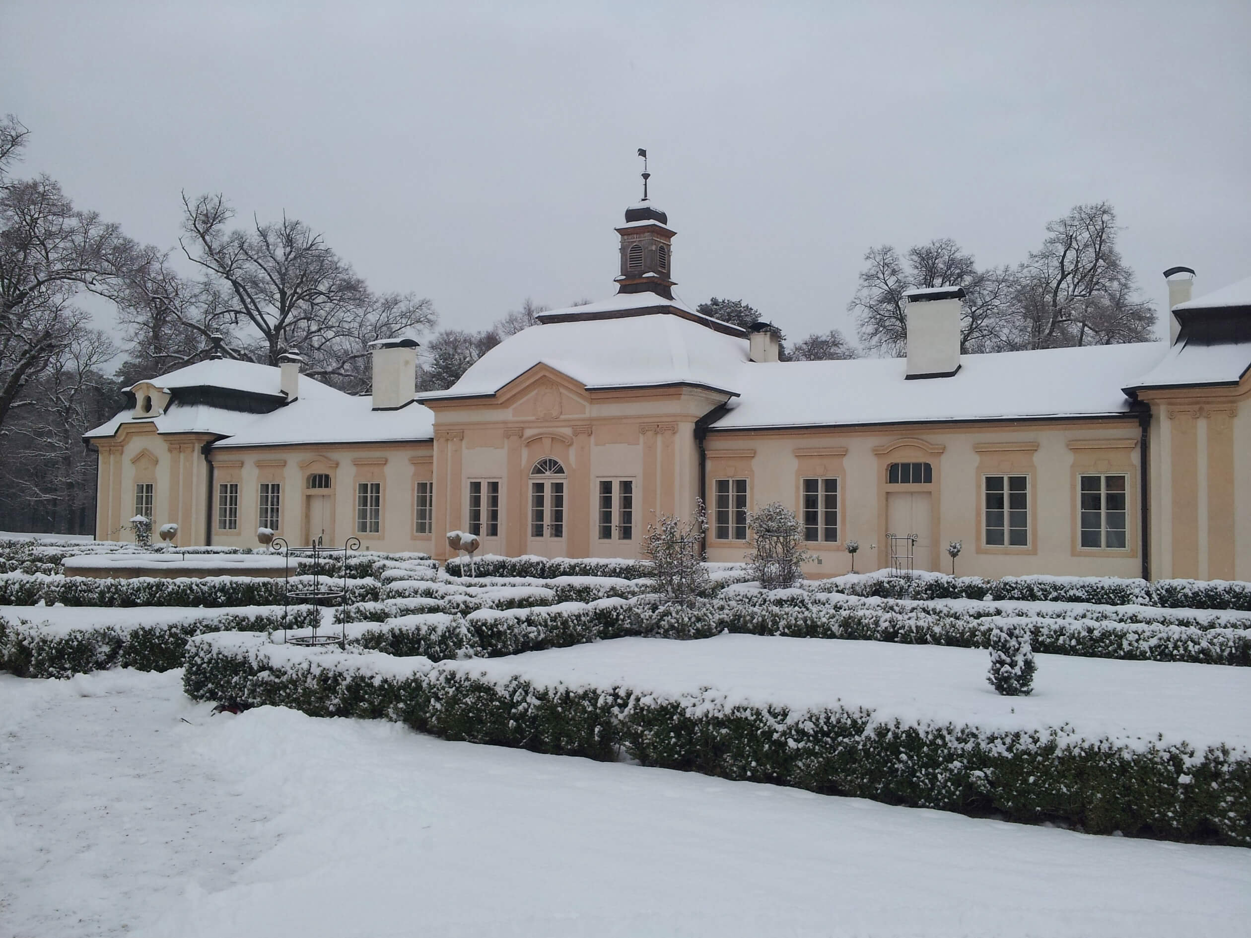 Bon Repos castle czech republic winter snow