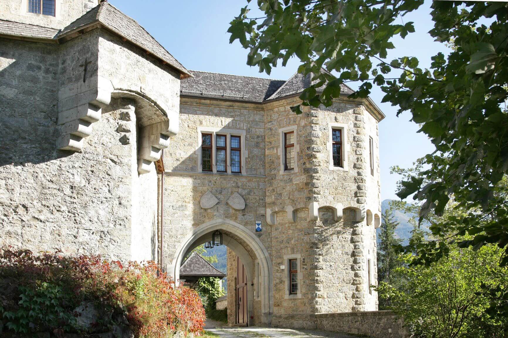 caslte fischhorn austria gate