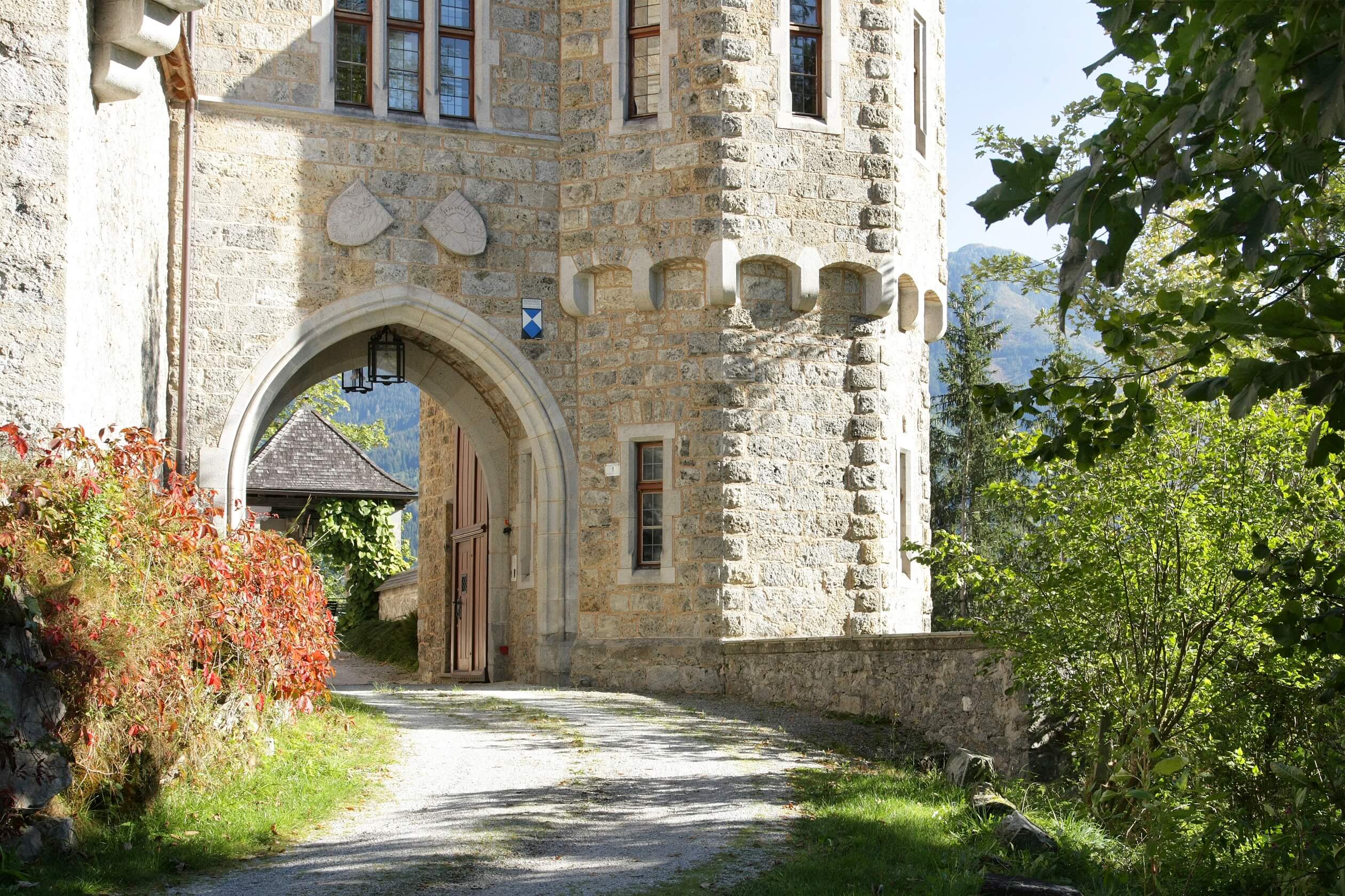 caslte fischhorn austria main entrance