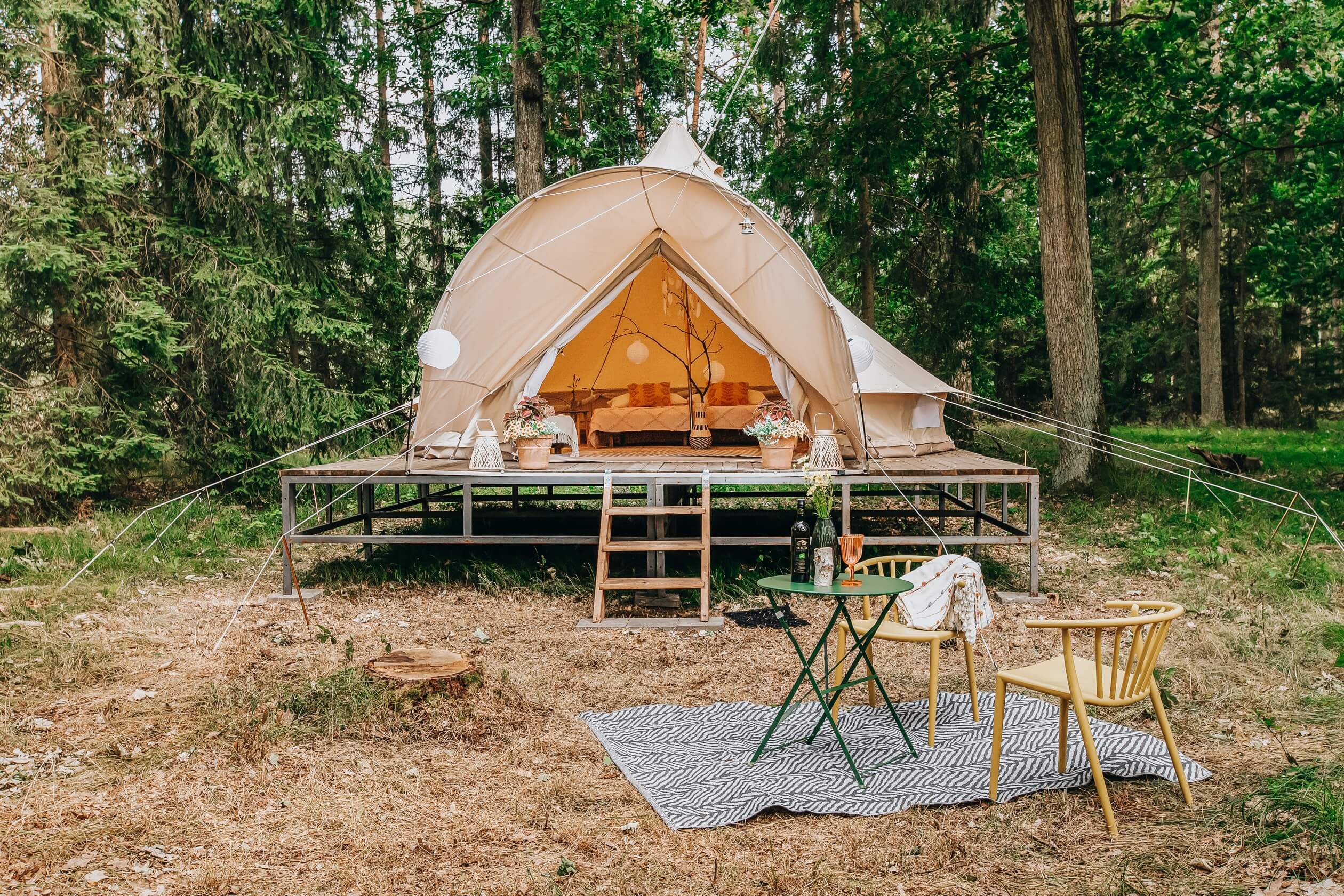 castle bechyn glamping