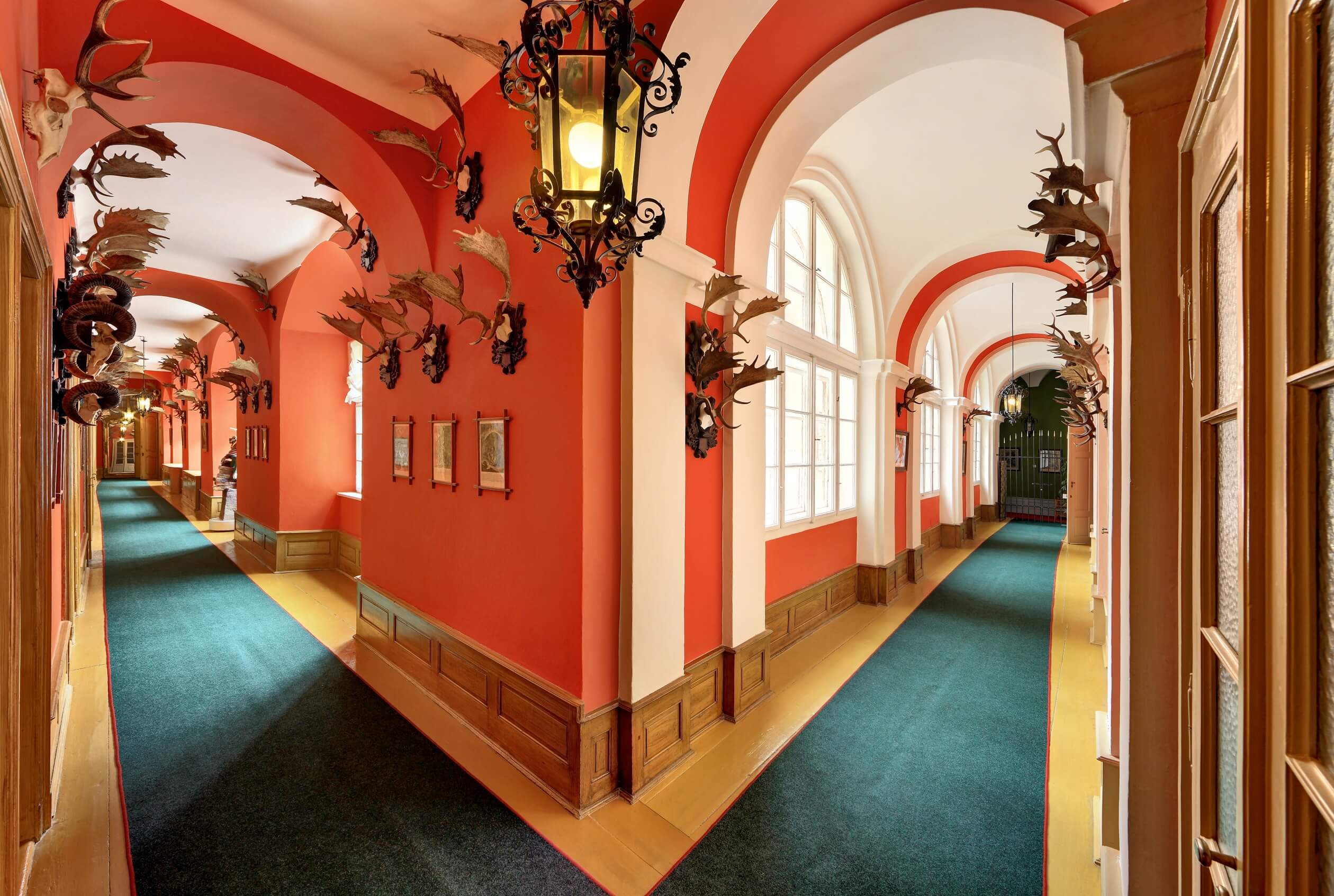 castle bechyne hallway