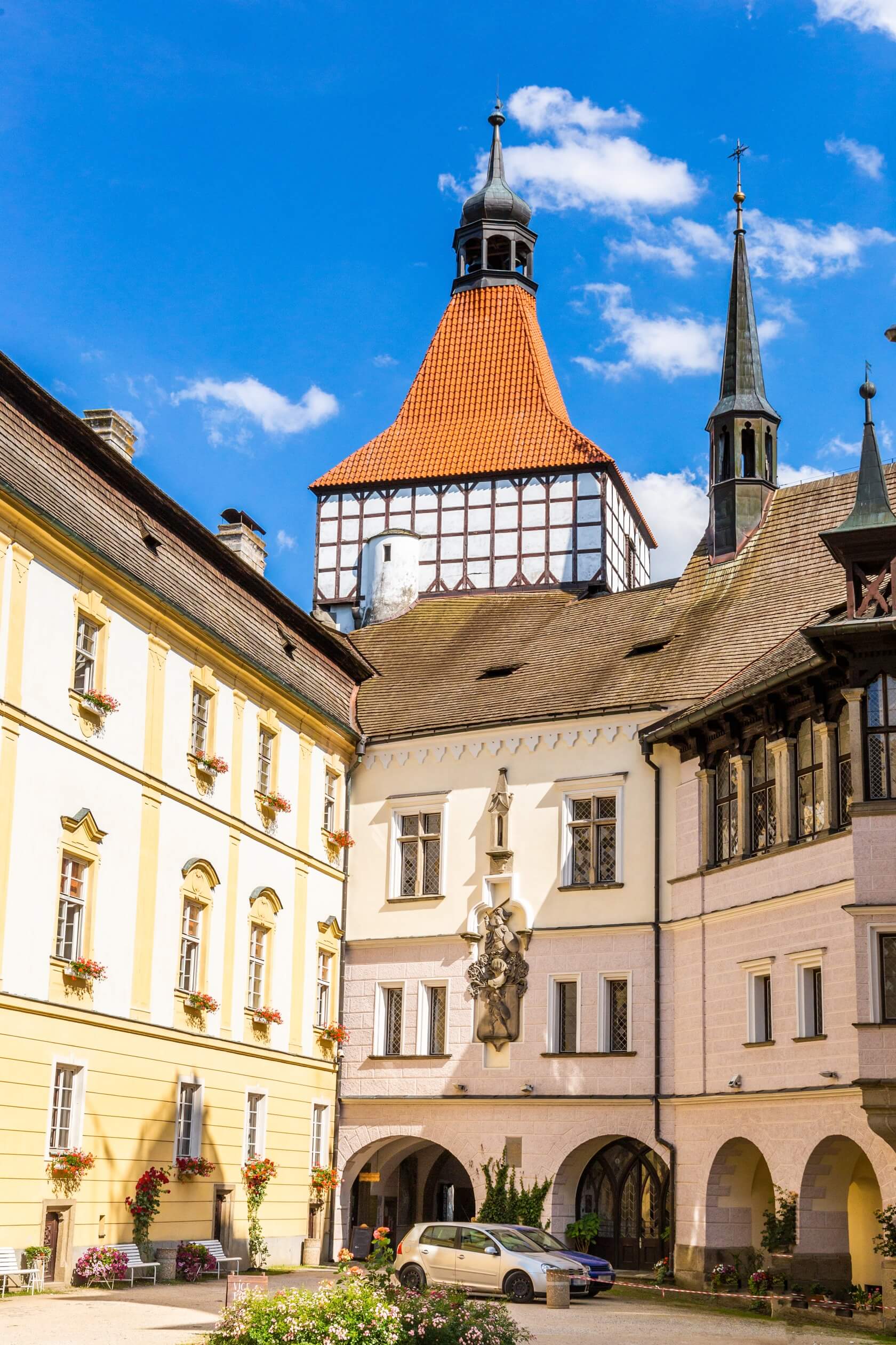 castle-blatna-czech-republic-courtyard-sunny