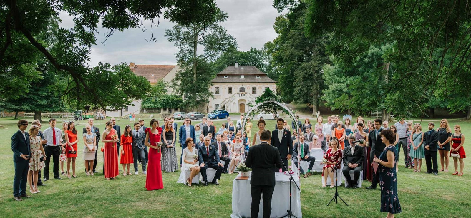 castle blatna czech republic wedding party