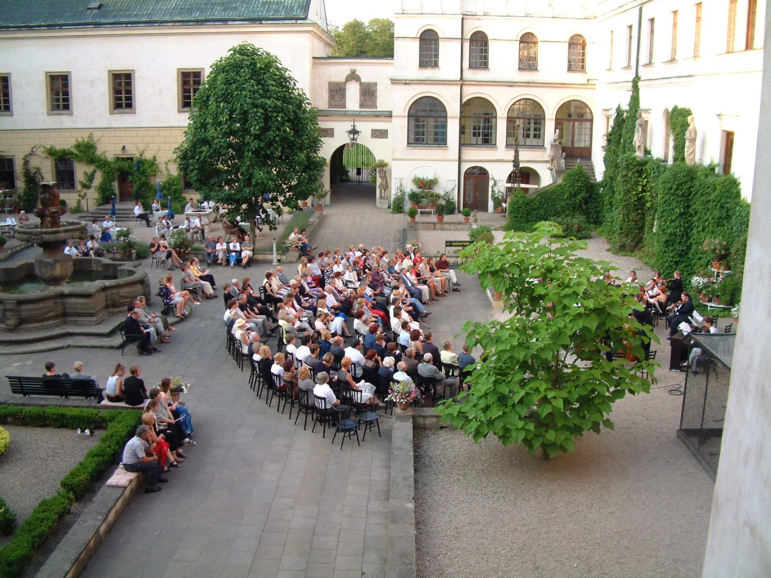 castle castolovice day concerts