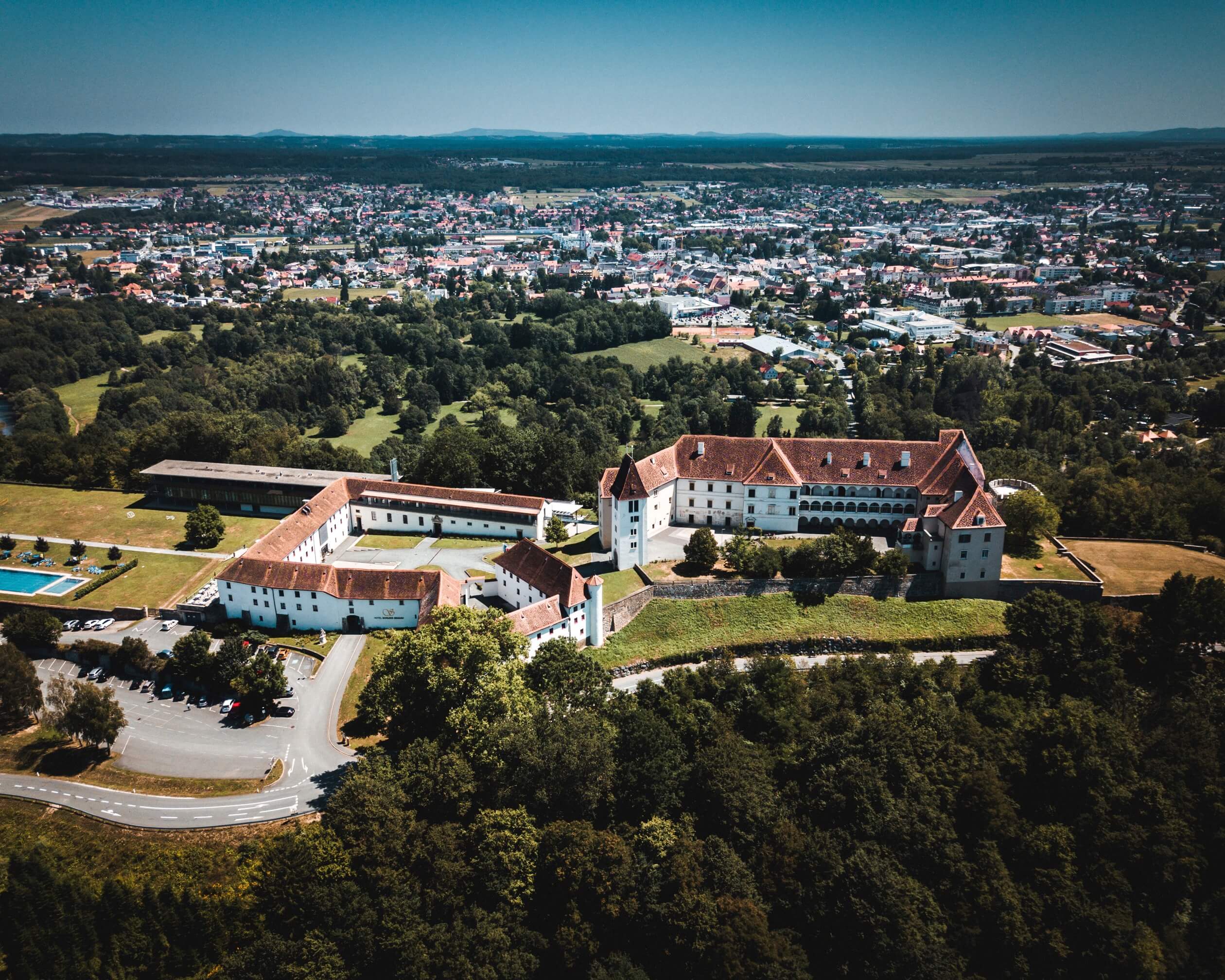 castle seggau drone shot leibnitz