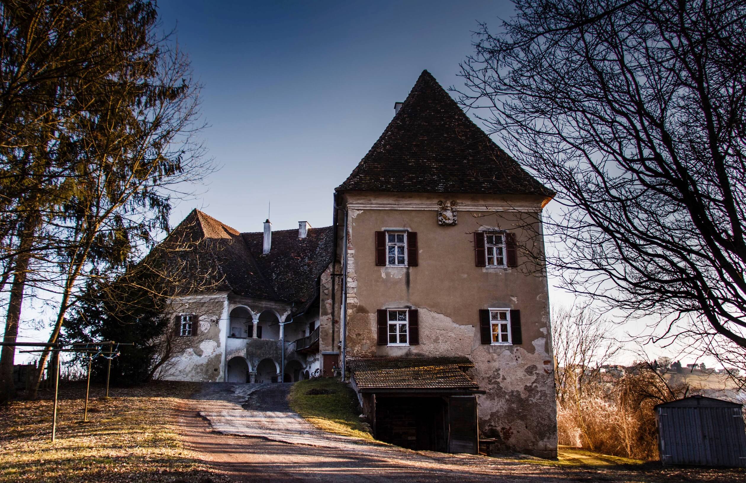 castle seggau side house