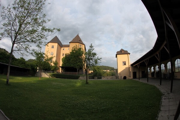 castle steyregg upper austria park