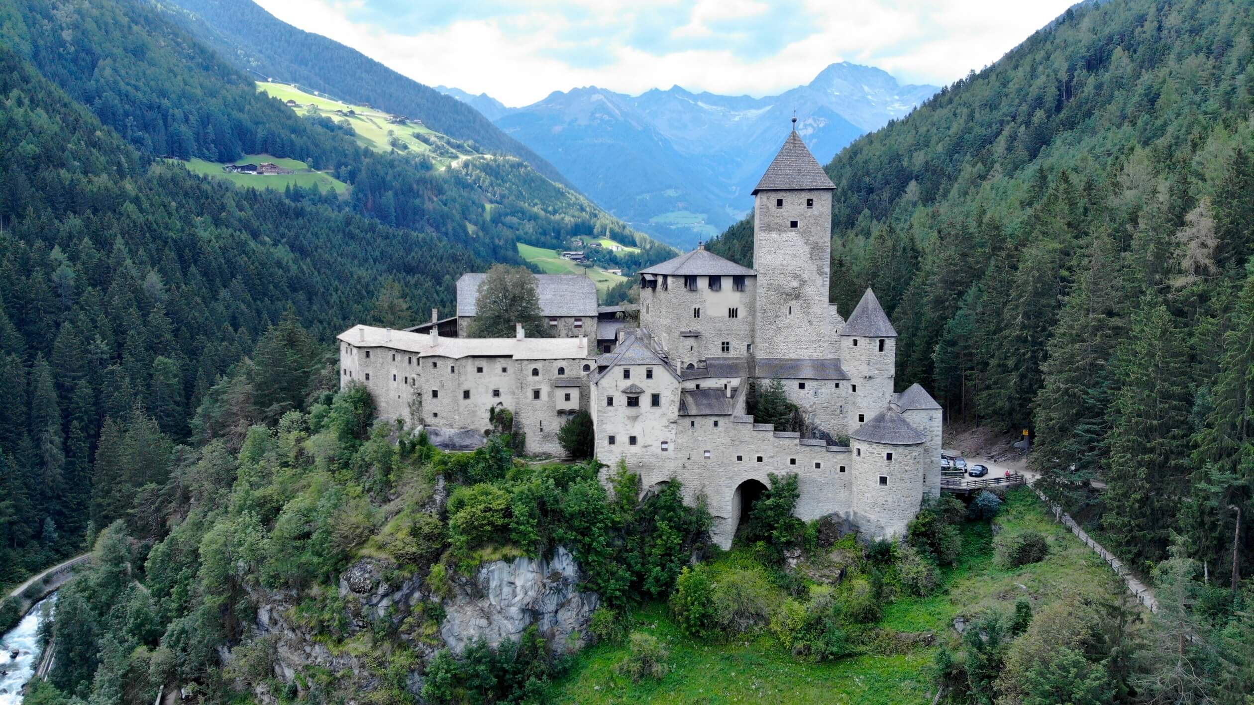 castle taufers mountains panorama view