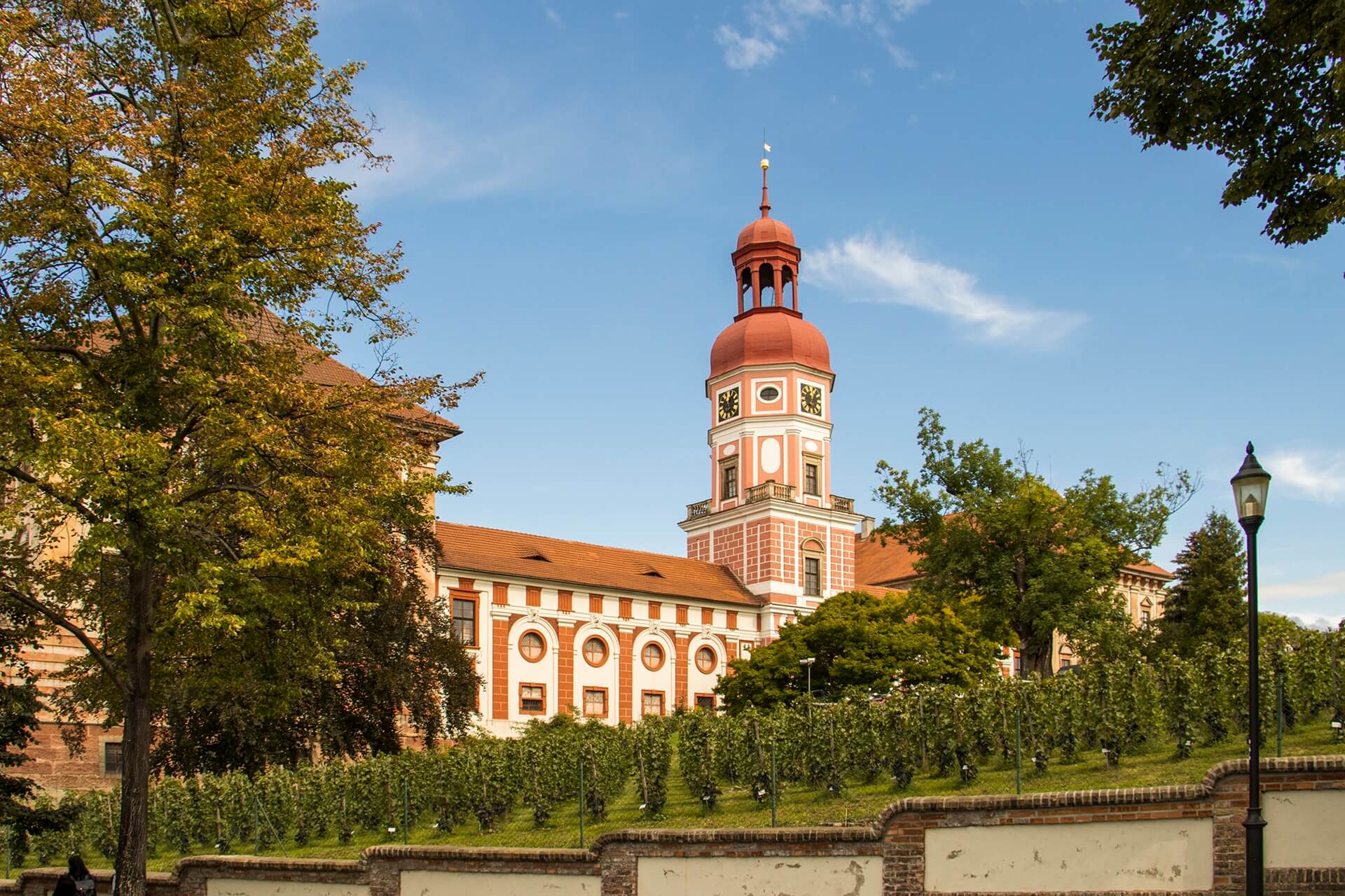 clock tower roudnice castle garden