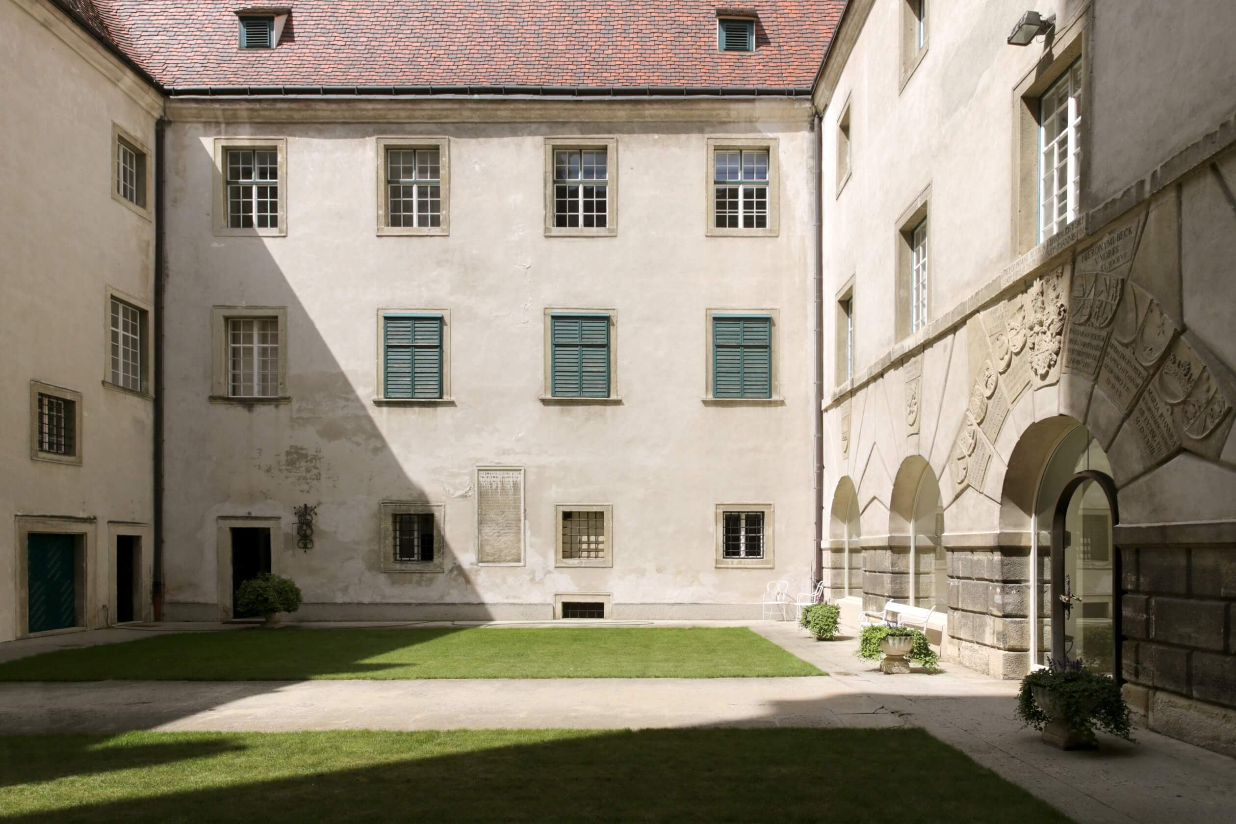 ebreichsdorf lower austria castle courtyard