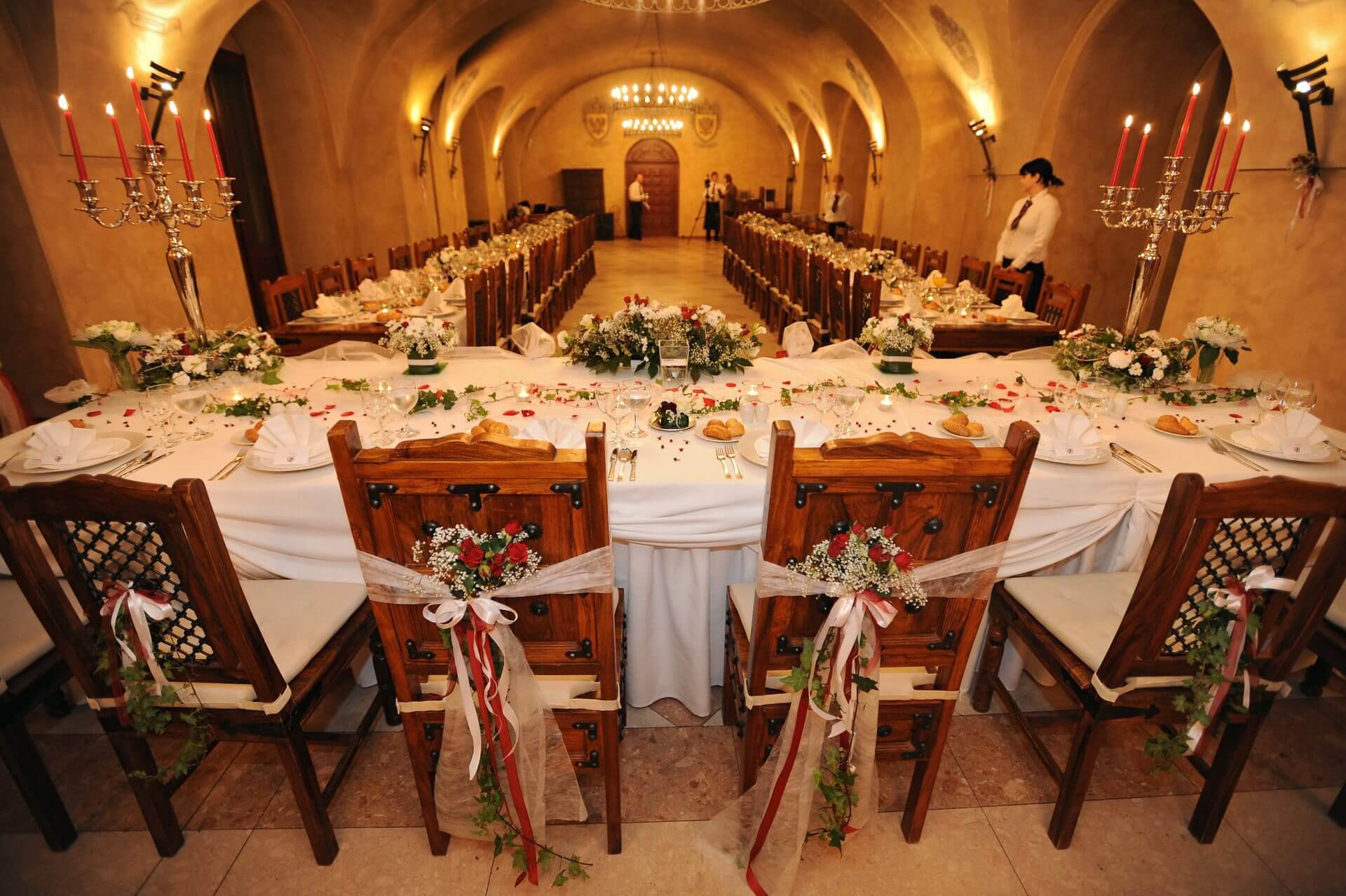 erb hall zbiroh castle wedding dinner