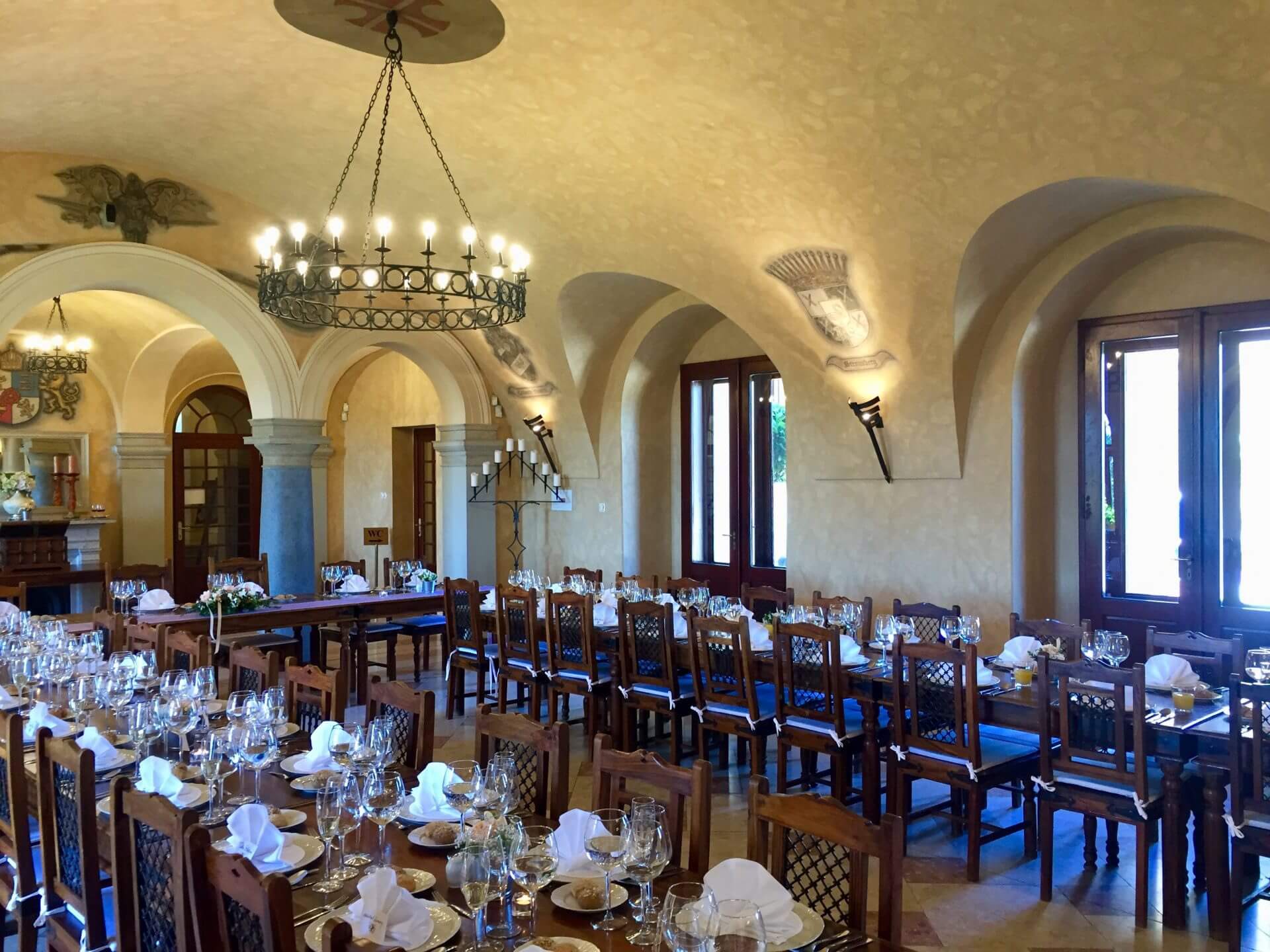 erb hall zbiroh castle wedding