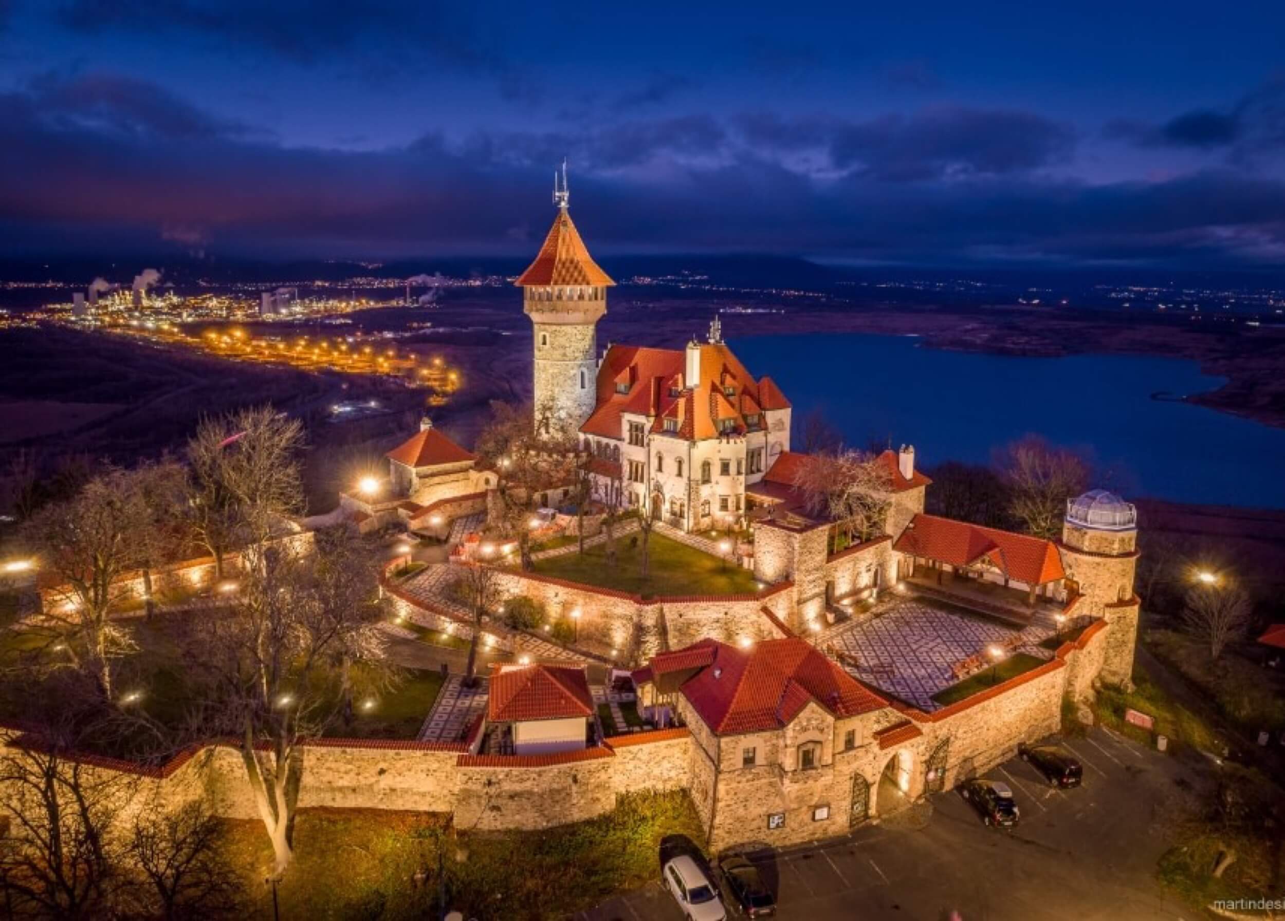 hnevin castle night