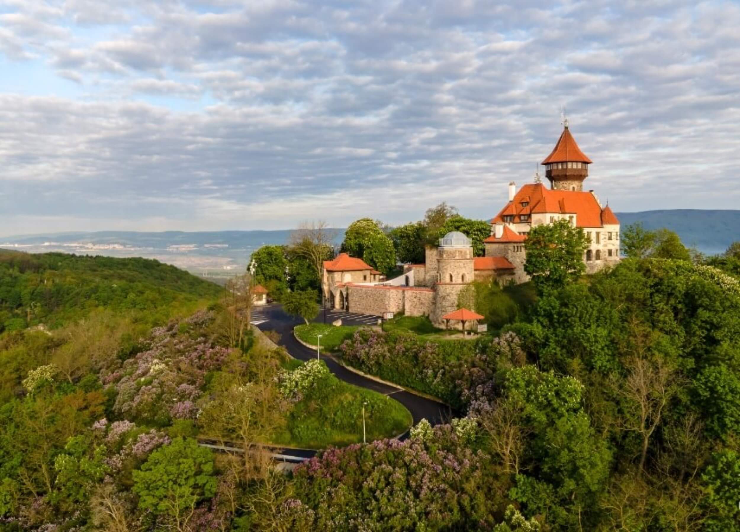 hnevin castle summer