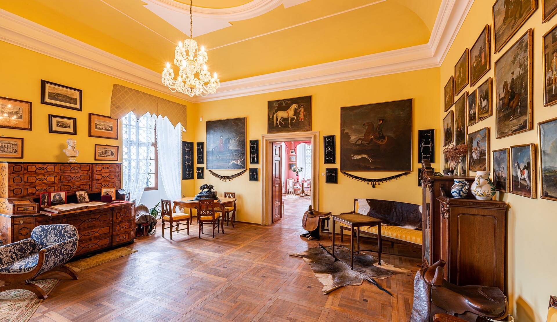karlova koruna czech republic castle yellow room