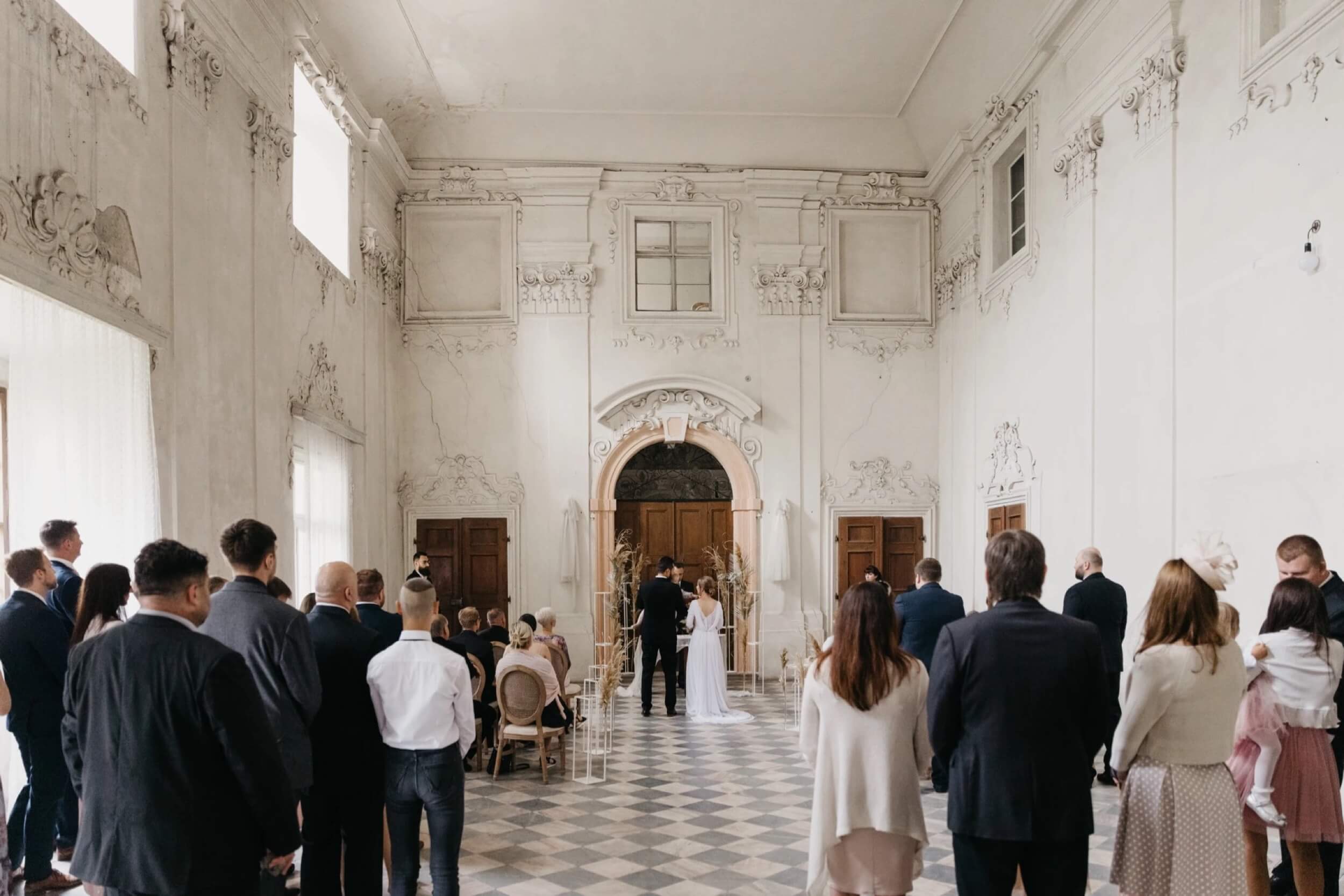 krinec castle wedding