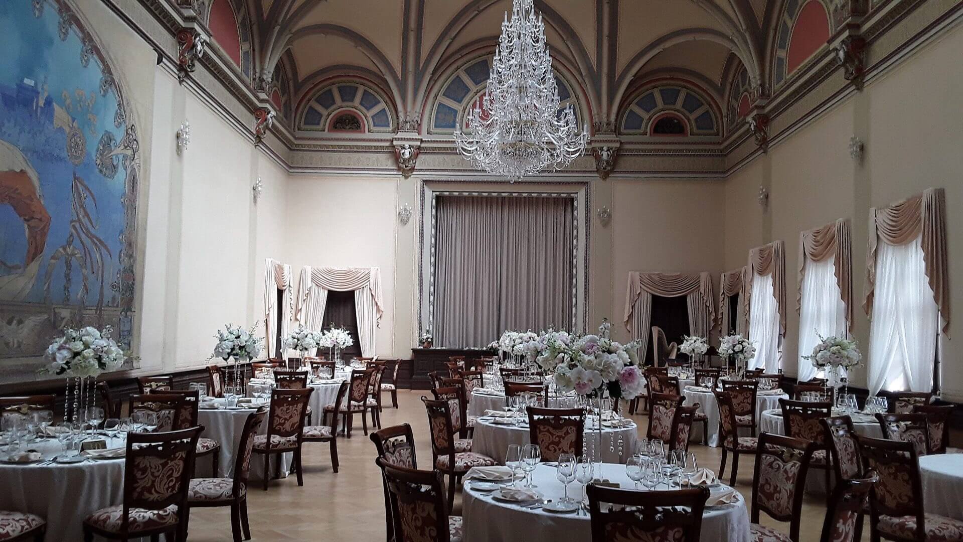 mucha hall event zbiroh castle