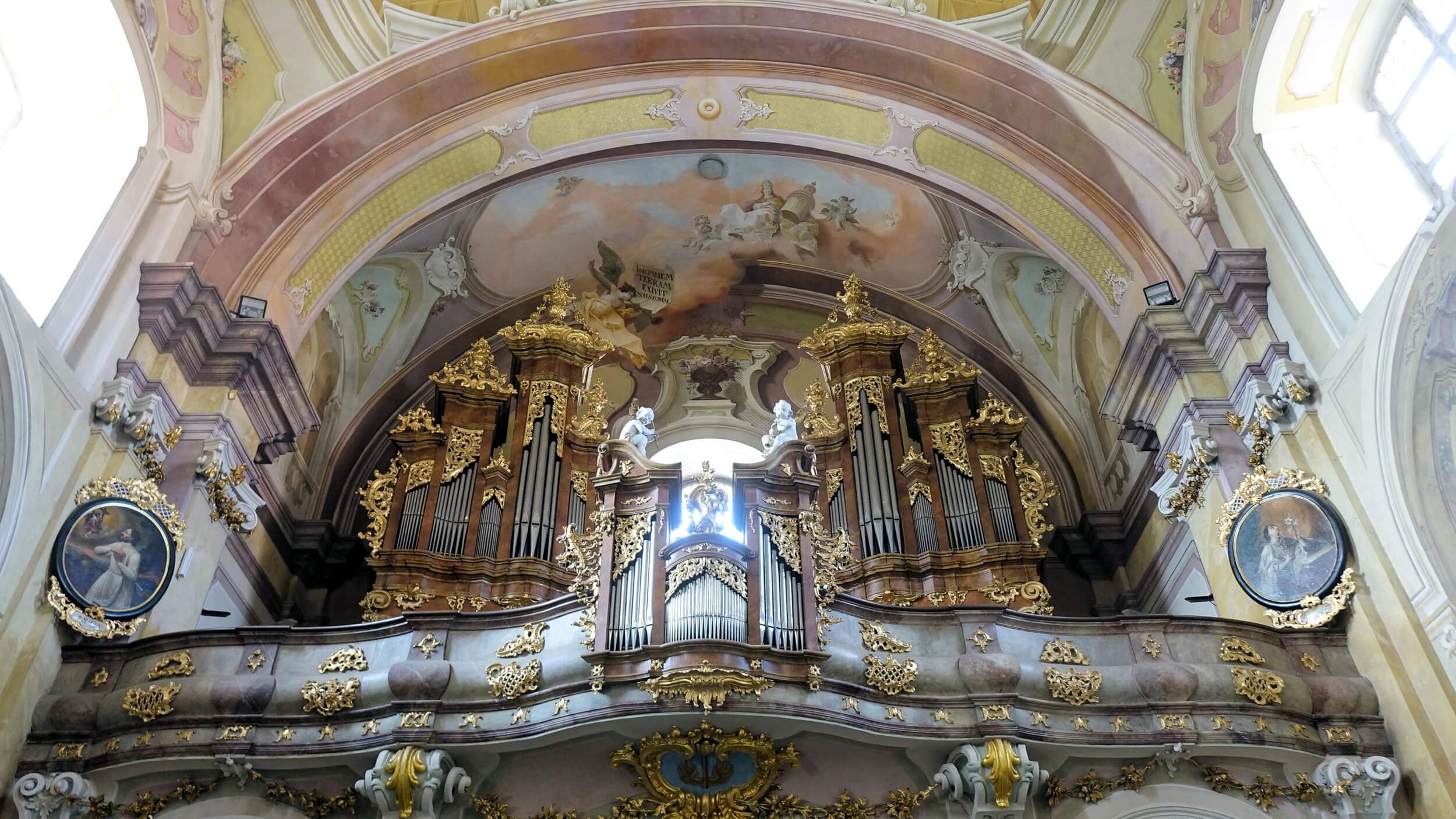 nova rise monastery organ