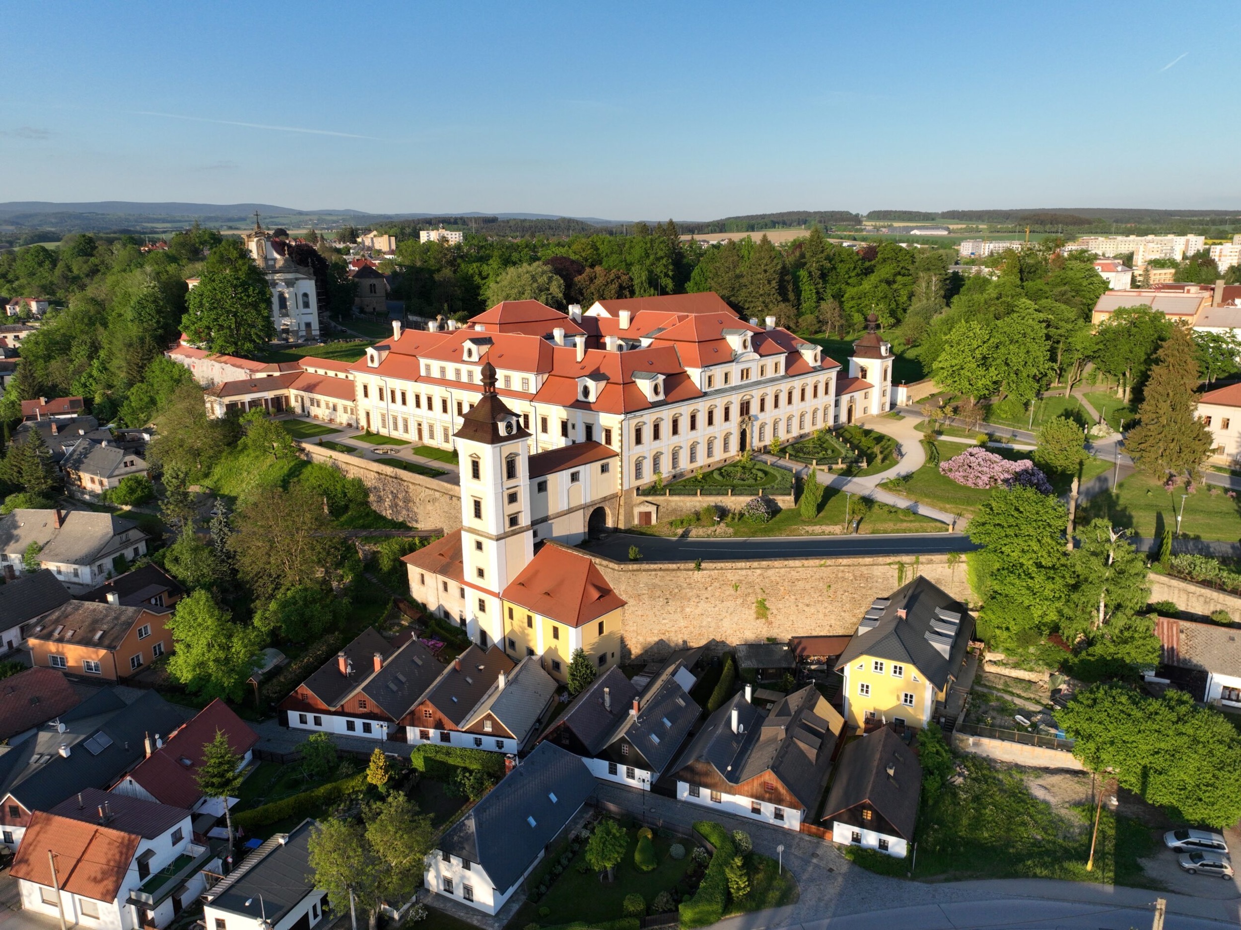 rychnov kolowrat castle outside view