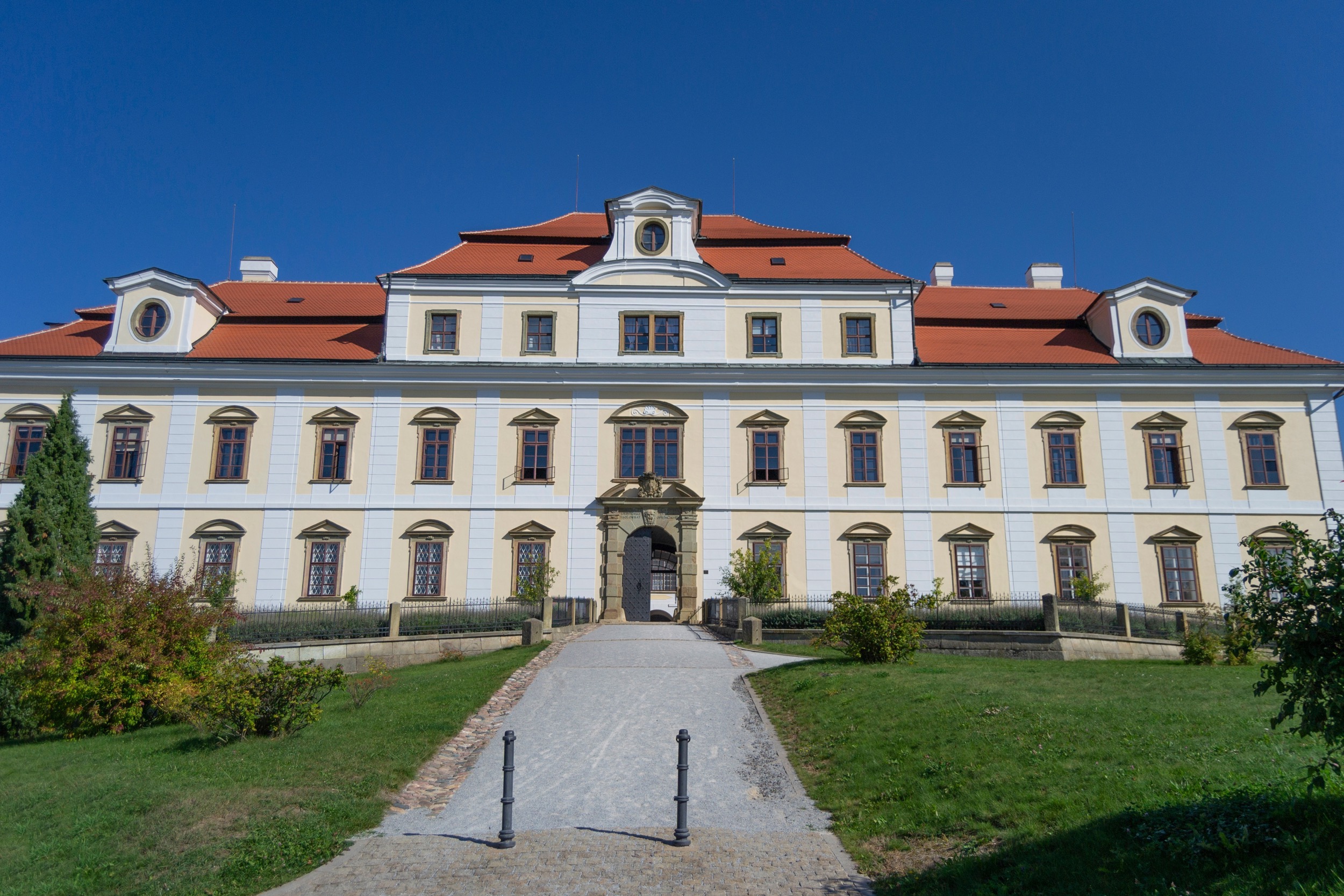 rychnov kolowrat castle outside