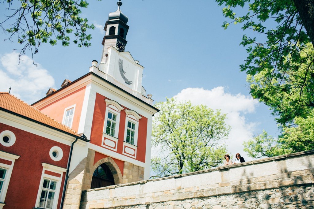 savoia castle czech republic sunny bridge