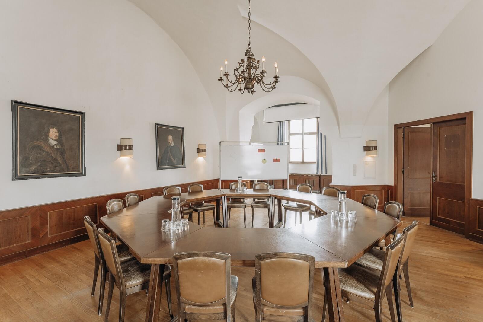 schloss drosendorf castle meeting room