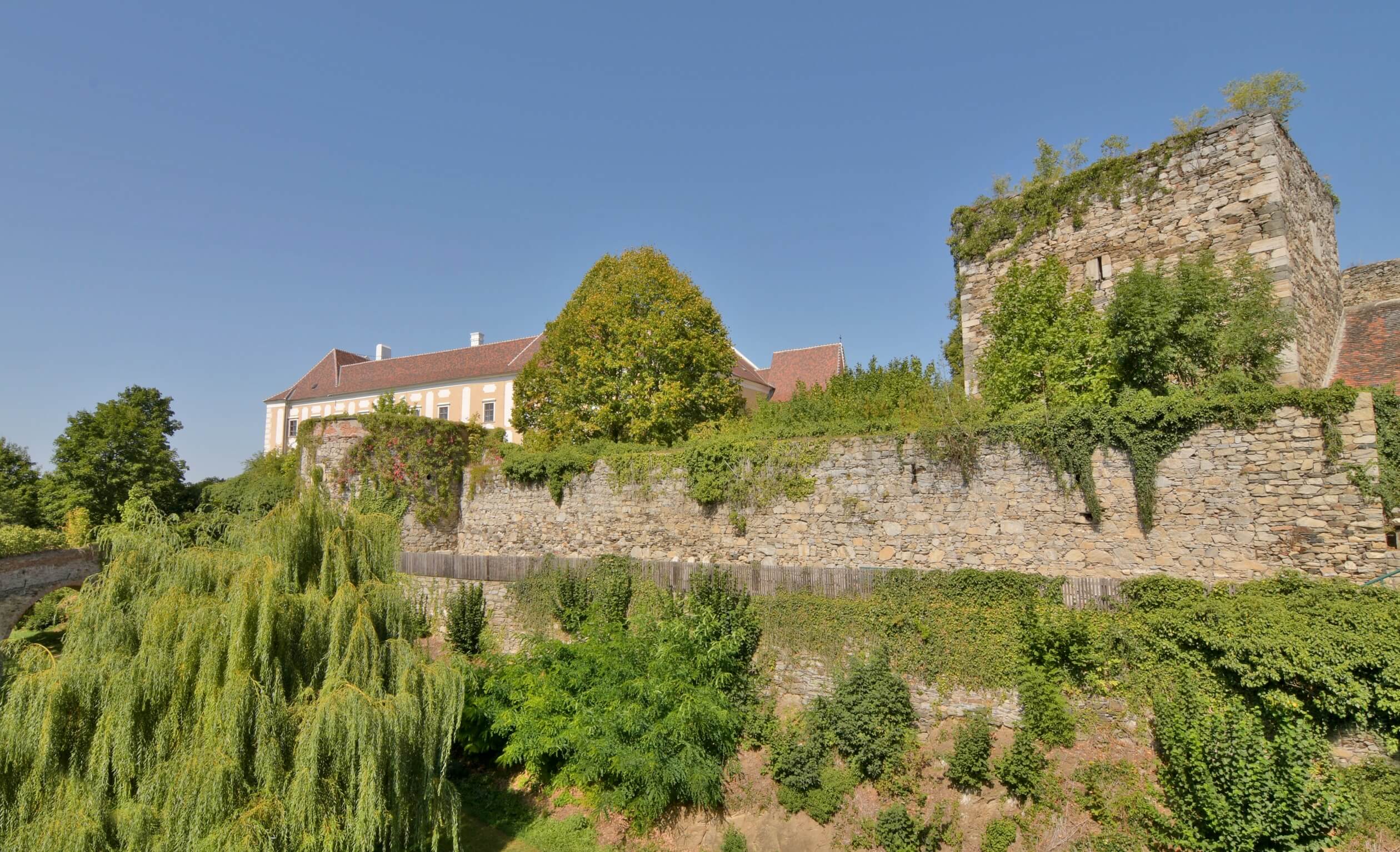 schloss drosendorf castle park