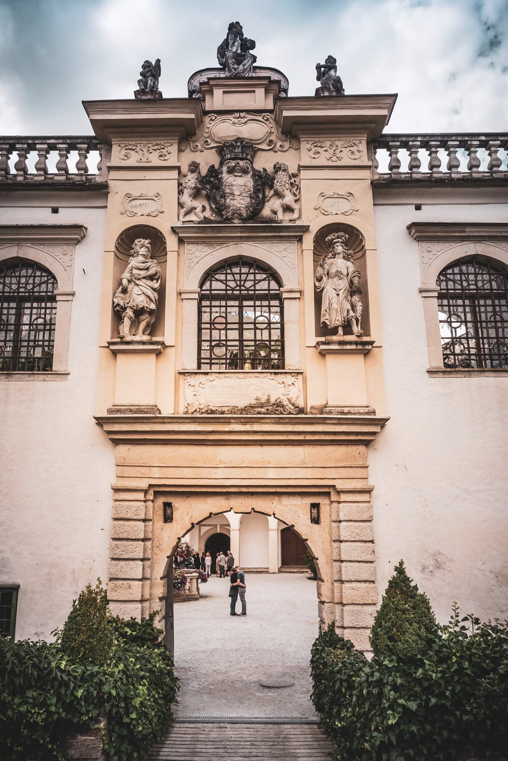 schloss-herberstein-tor-details