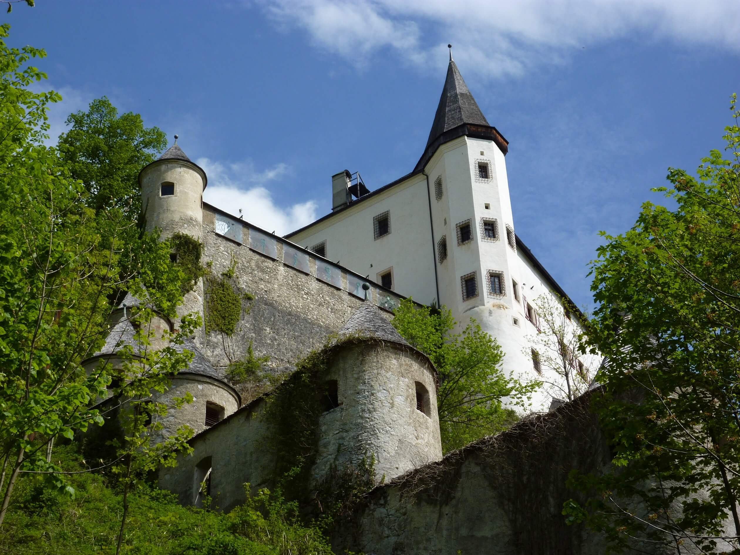 tratzberg castle austria towers