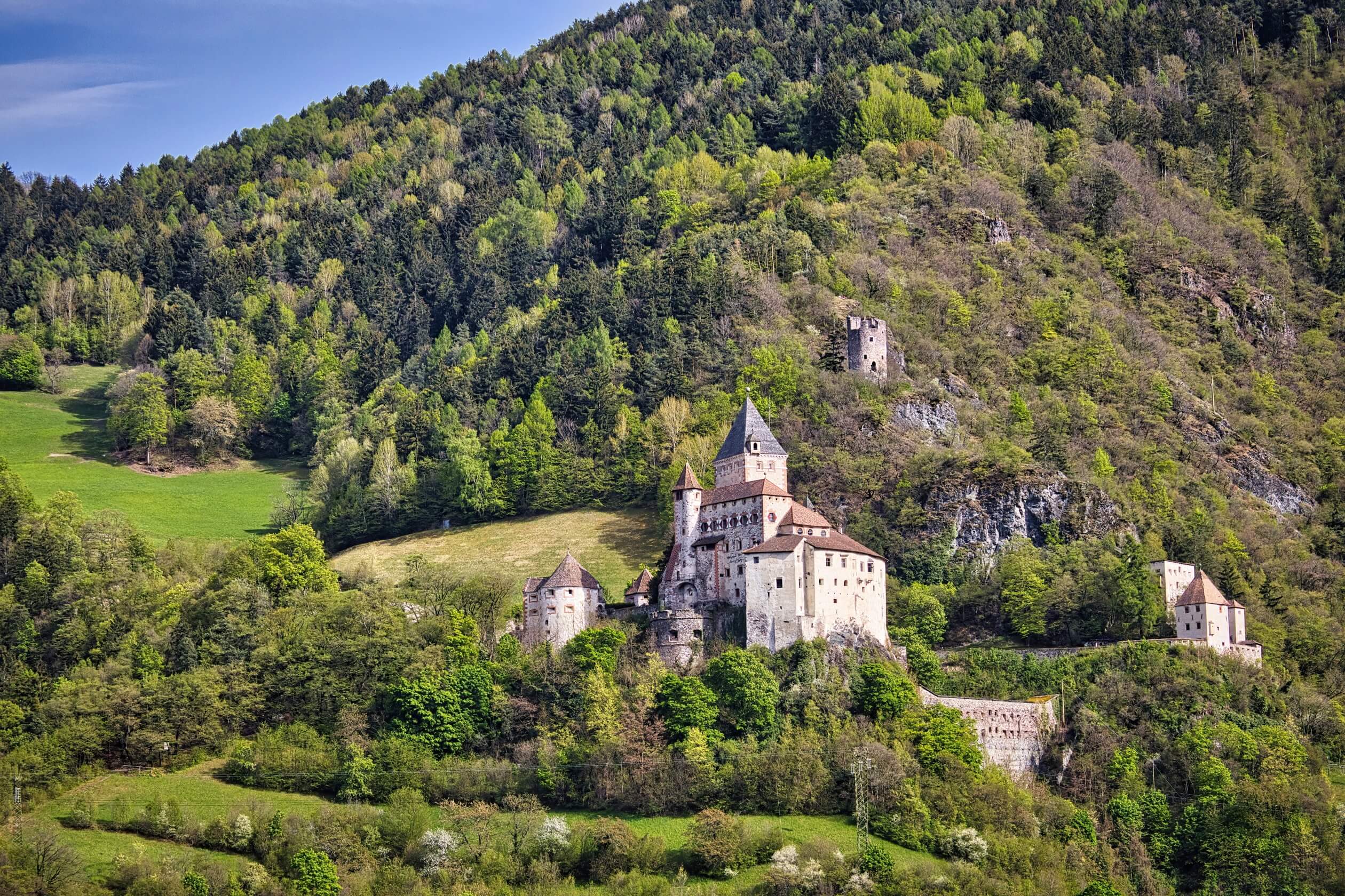 trostburg castle italy south tyrol mountain