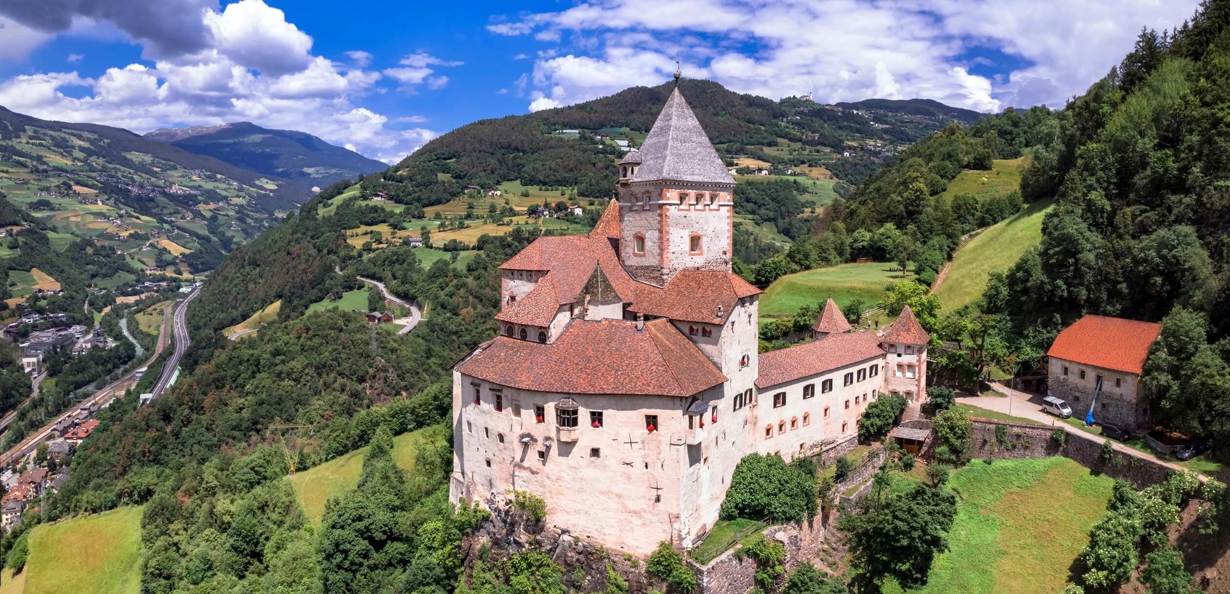 trostburg castle italy tyrol profile