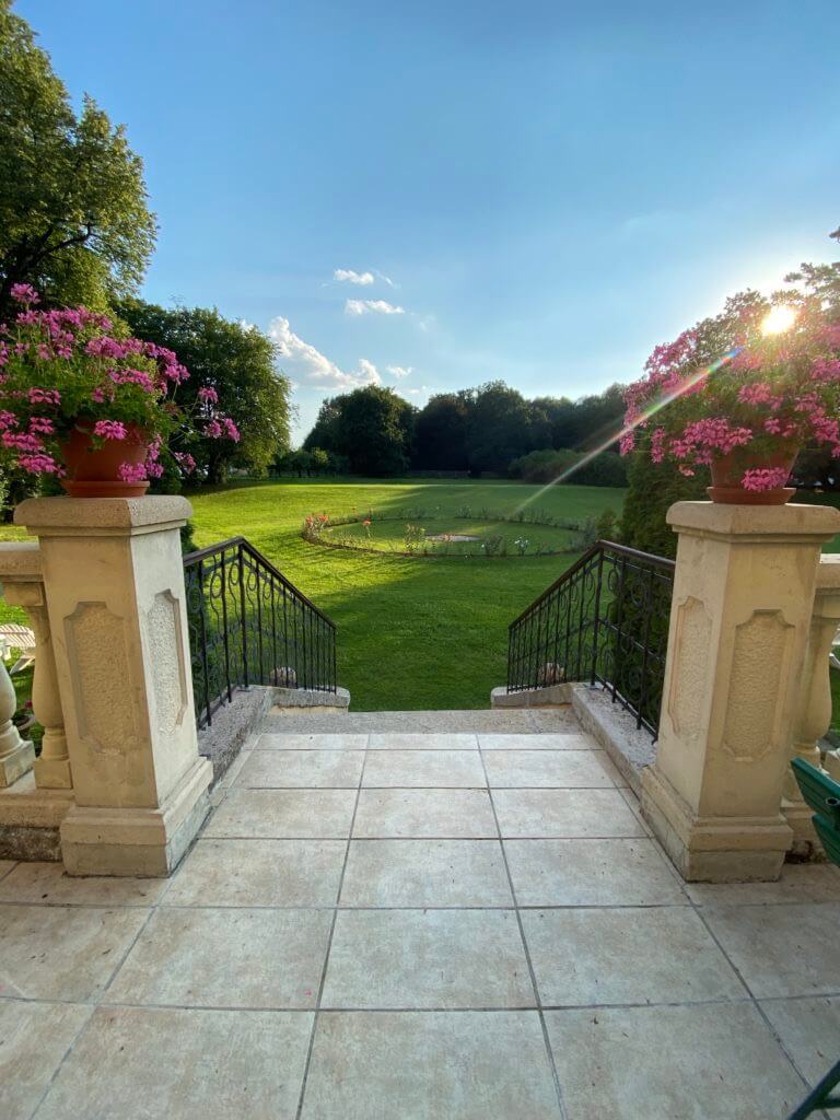 vilemov-castle-czech-republic-profile-garden-terrace