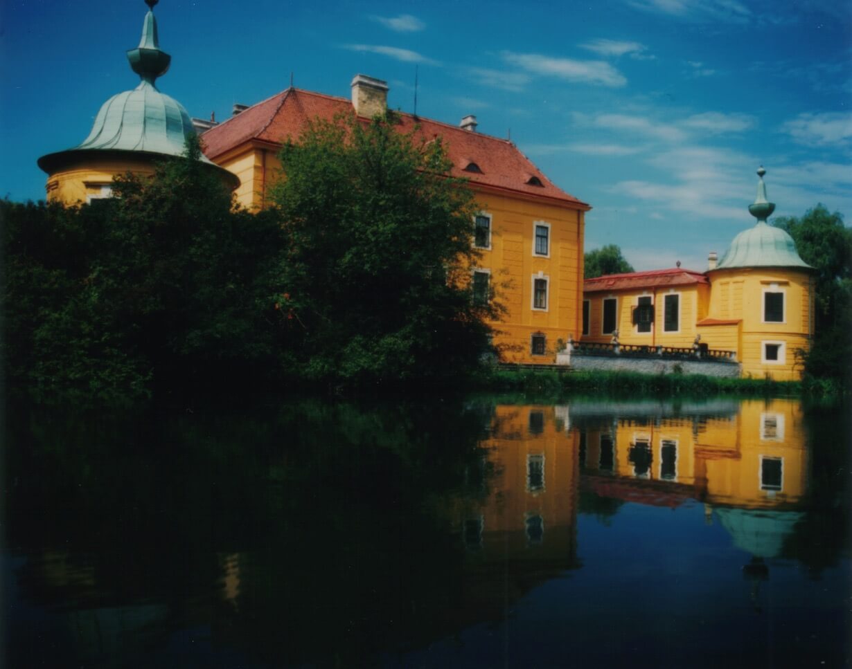 wasserburg castle old profile image