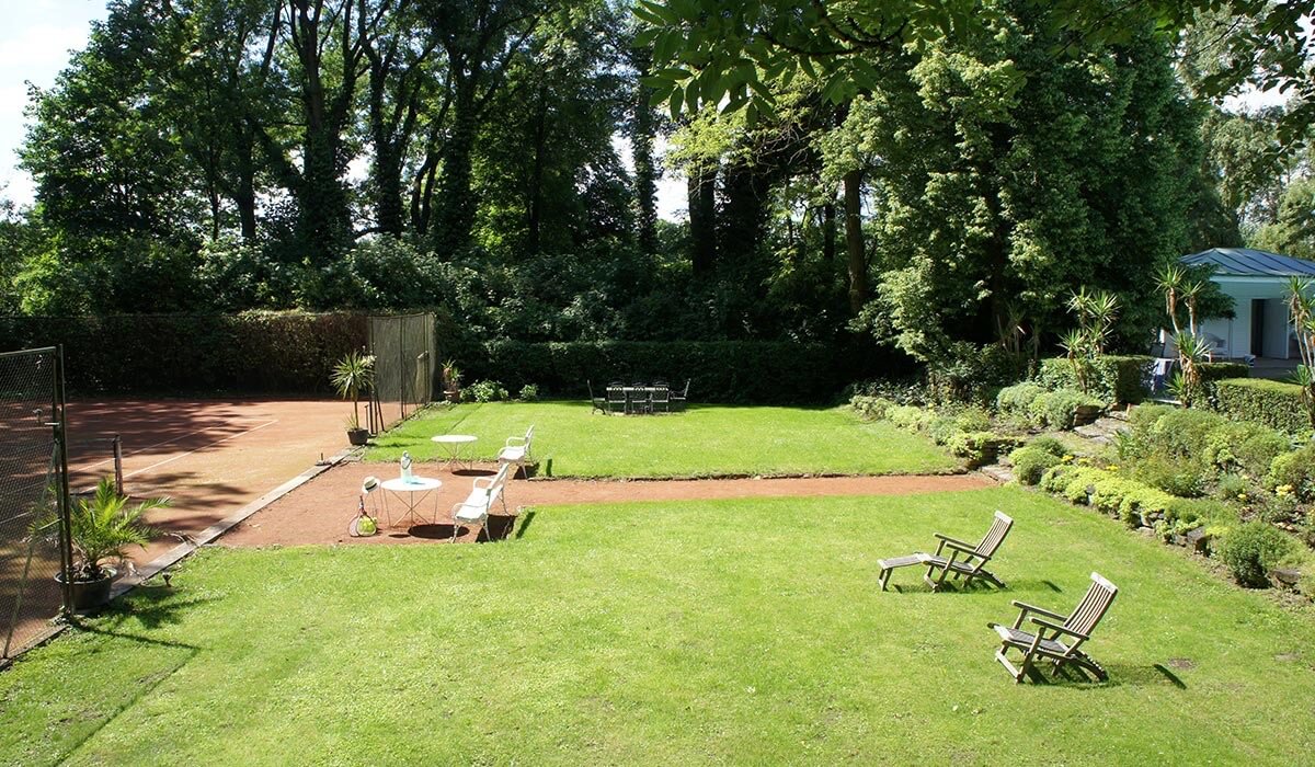 wasserburg castle tennis court