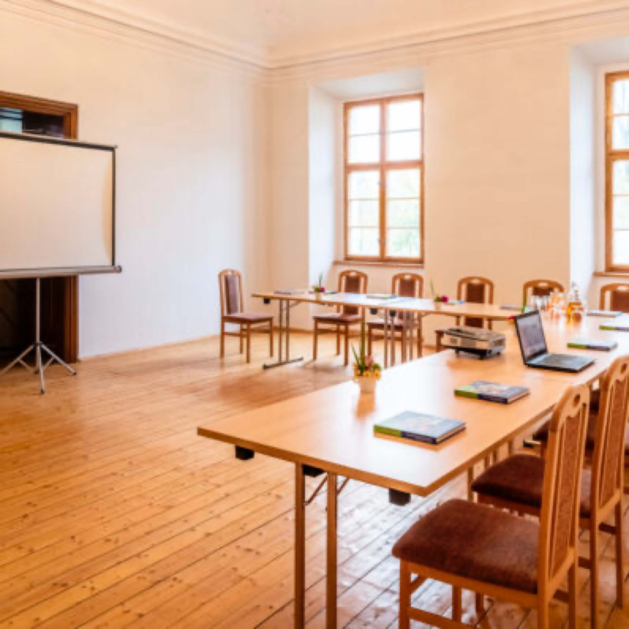 zdar nad sazavou castle meeting room