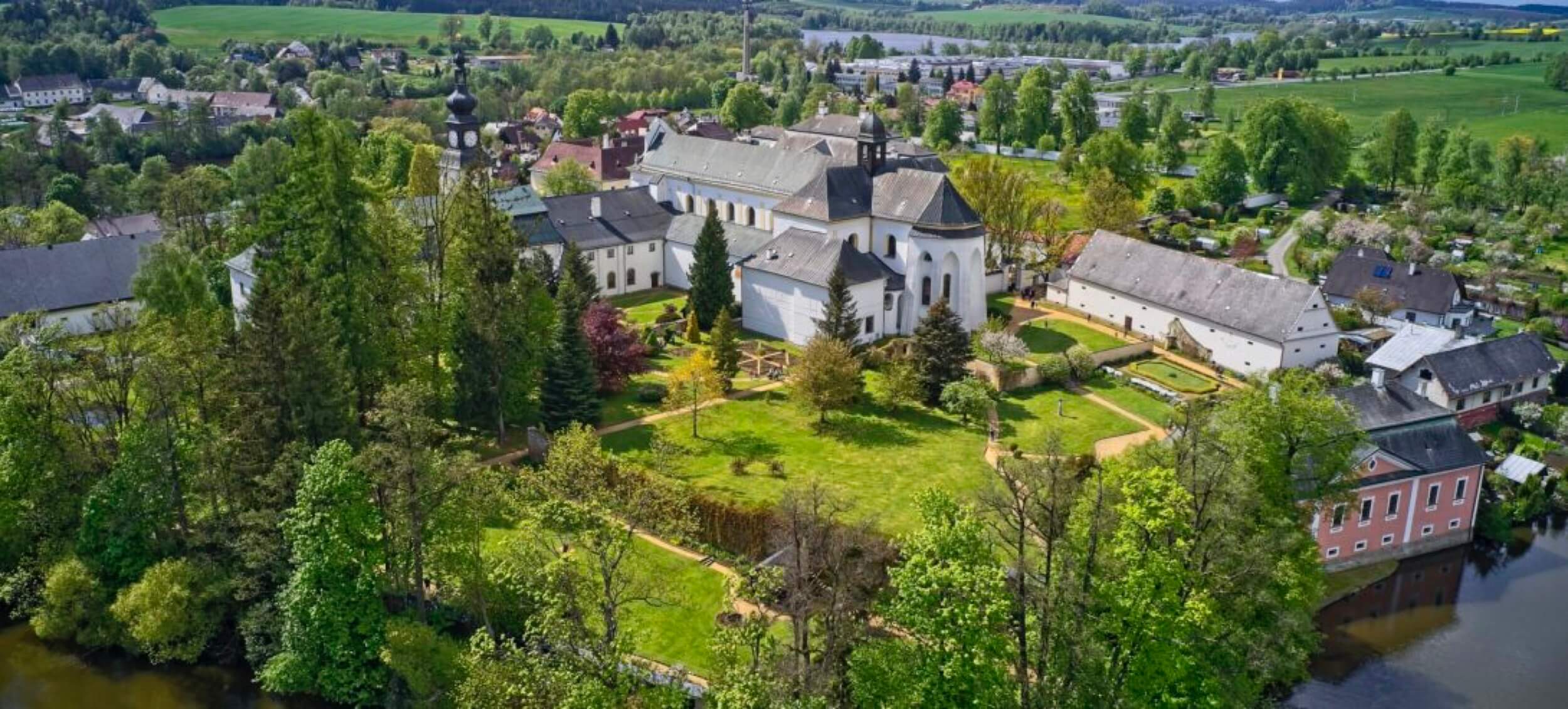 zdar nad sazavou castle park from top