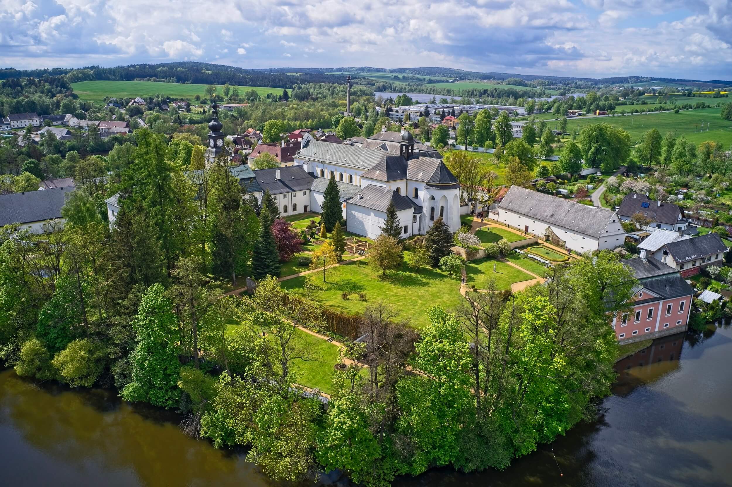 zdar nad sazavou river side